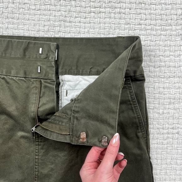 Y2K Low Rise Mini Skirt - Picture 4 of 6